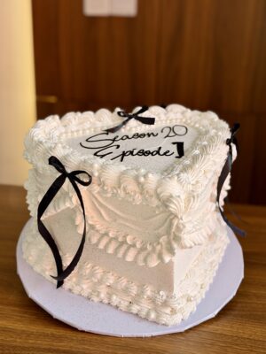 Heart Me Cake