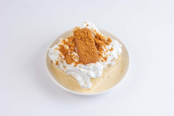 Lotus Milk Cake