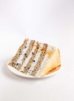 Oreo Cookies & Cream Delight Slice